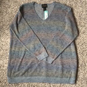 NWT Absolutely Creative Worldwide Sweater